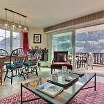 Neige & Soleil 15, Central, Terrasse & View Апартаменты