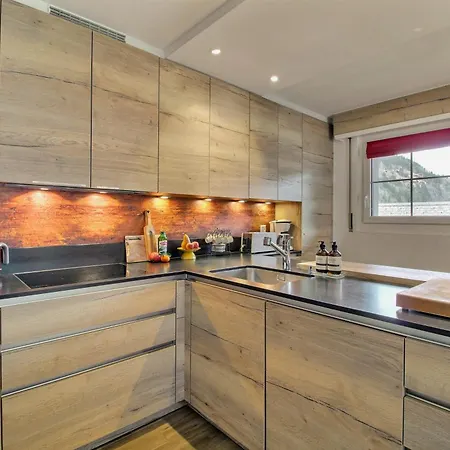 Neige&soleil 15, Central, Terrasse&view Apartment Champéry